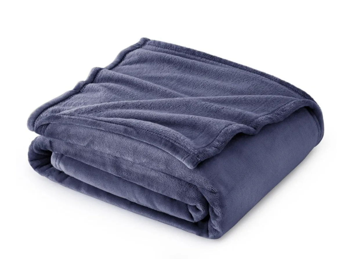 Premium Blanket Winter Warmth and Soft - 150 x 200 (New)